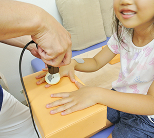 ハイボルテージ療法